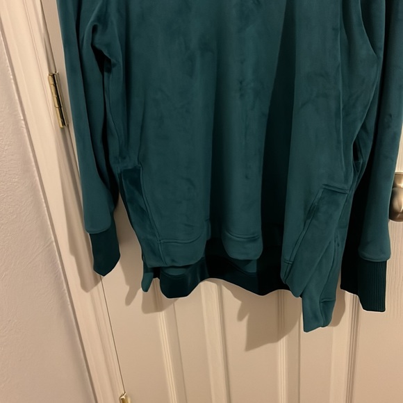 TEAL VELOUR TURTLENECK - Picture 3 of 3